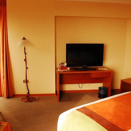 אנטופגסטה Hotel Florencia Suites & Apartments חדר תמונה