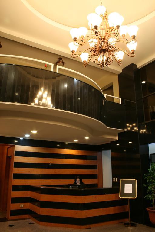 אנטופגסטה Hotel Florencia Suites & Apartments מראה חיצוני תמונה